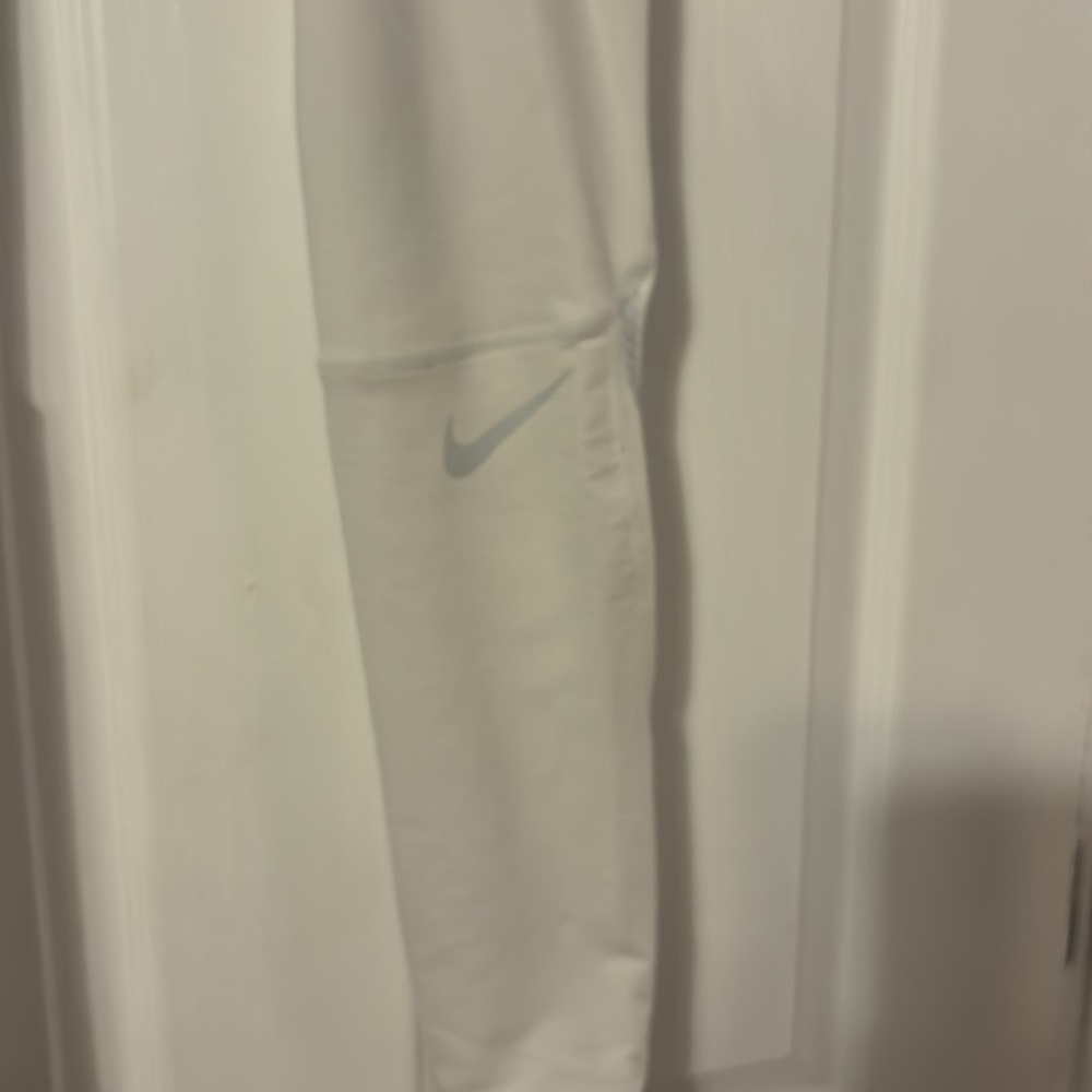 Nike pro leggings - Picture 3 of 5